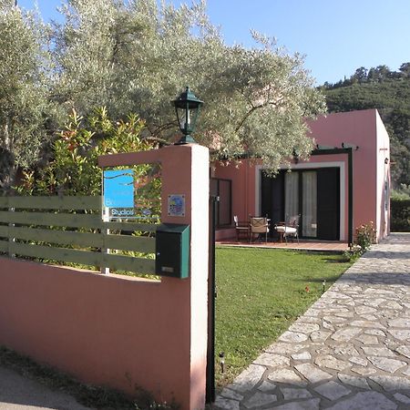 Ionian Breeze Studios Frinion Экстерьер фото